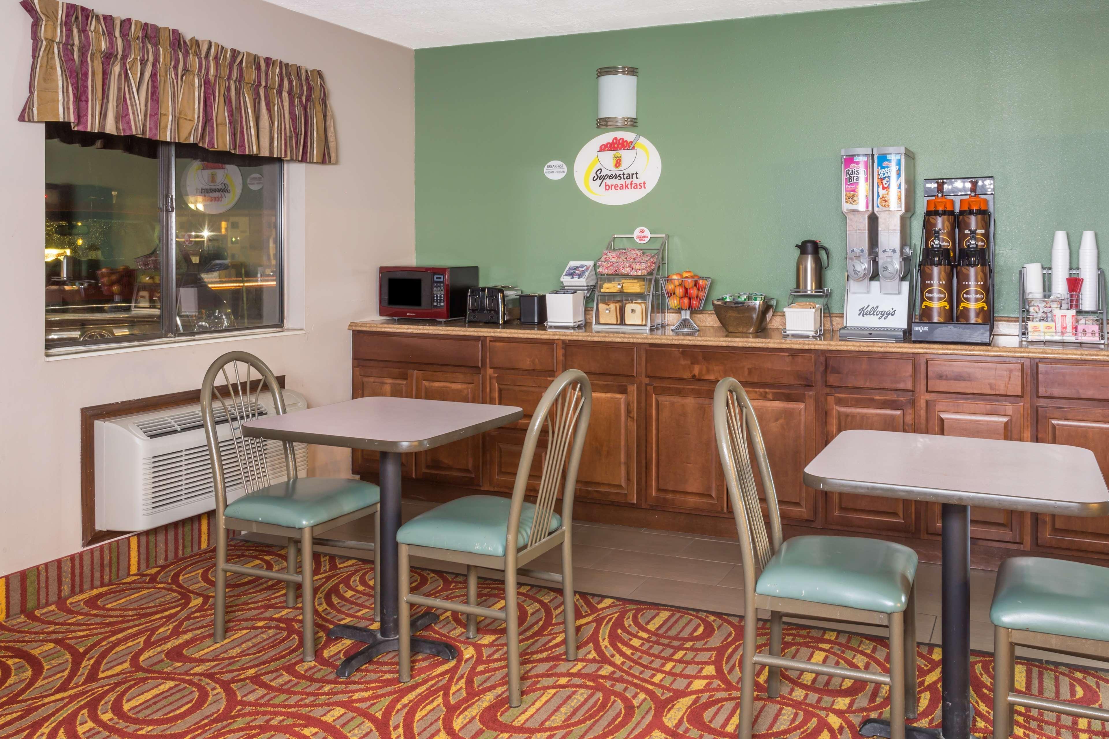 מלון Super 8 By Wyndham רוק ספרינגס מראה חיצוני תמונה